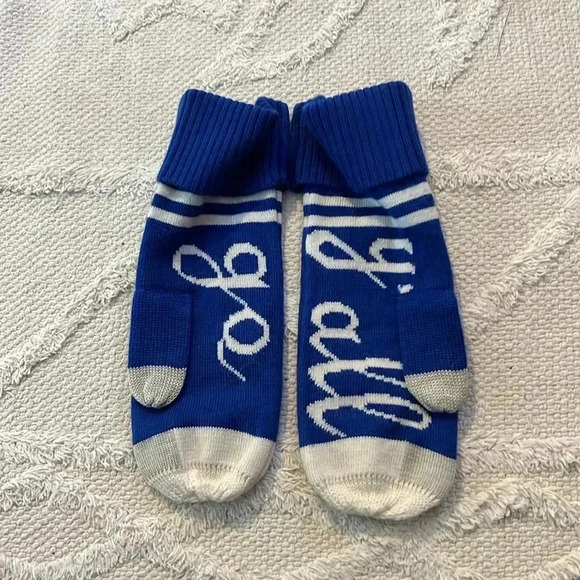 Draper James “Go Y’all” Mittens NWOT - Picture 4 of 6